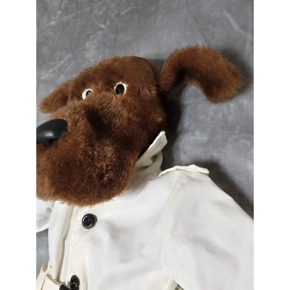 Scruff‎ McGruff the Crime Dog Puppet 26